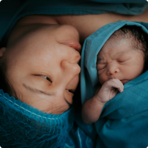 attachement parent bébé dans les premiers mois