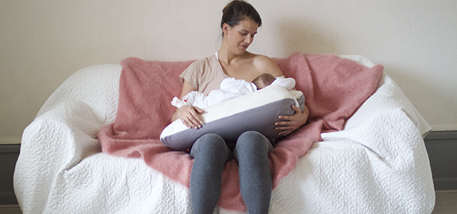 Coussin de grossesse : bienfaits et utilisation - Être parents